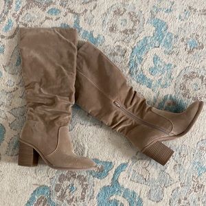 Universal Thread Tall Tan Boots